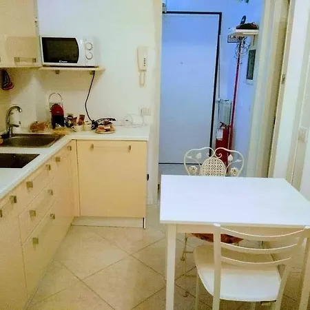 Gasthuis Maison Jolie 3*