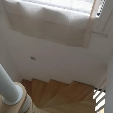 Maison Jolie * Rho