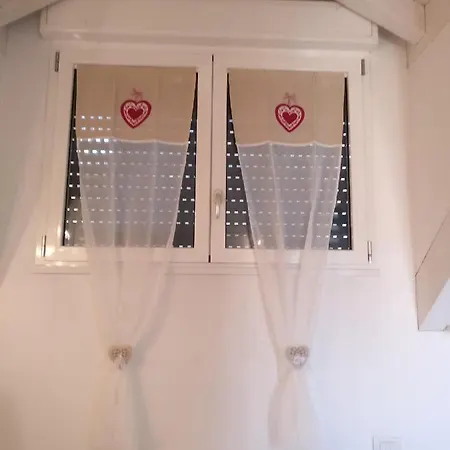 Maison Jolie Pensión *
